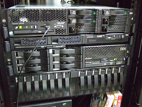 IBM System x3650、自宅ラックに格納 | HMX.NET